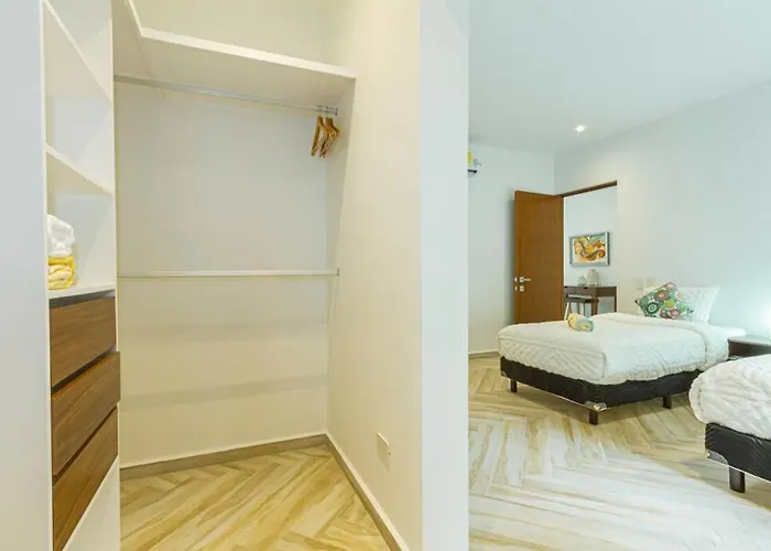 Perfect Getaway A Yaaxlum 106