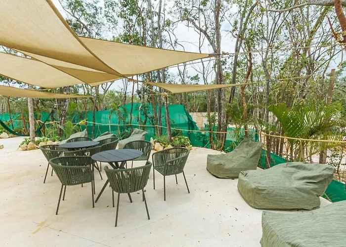 Perfect Getaway A Yaaxlum 106